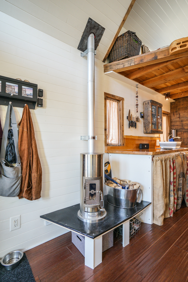 Tiny-House-Interior-4